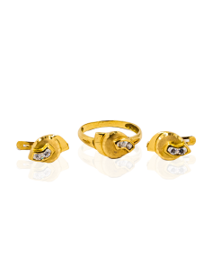 Anillo concha satinada con dos circonitas oro 18k 2