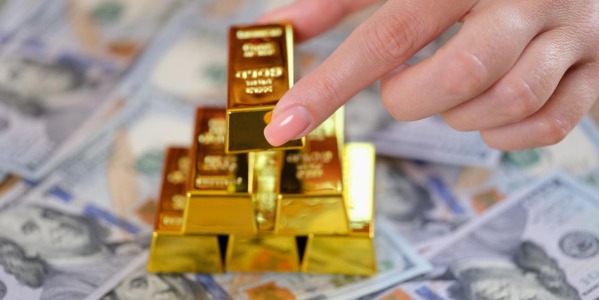 Precio del oro en tiempo real: cómo interpretar tendencias antes de comprar